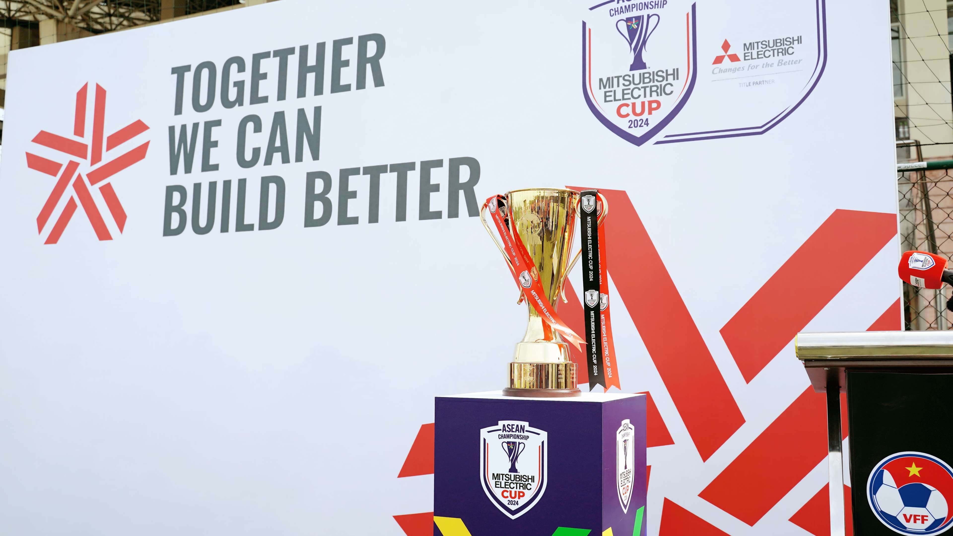 更多的是她 更多的是她